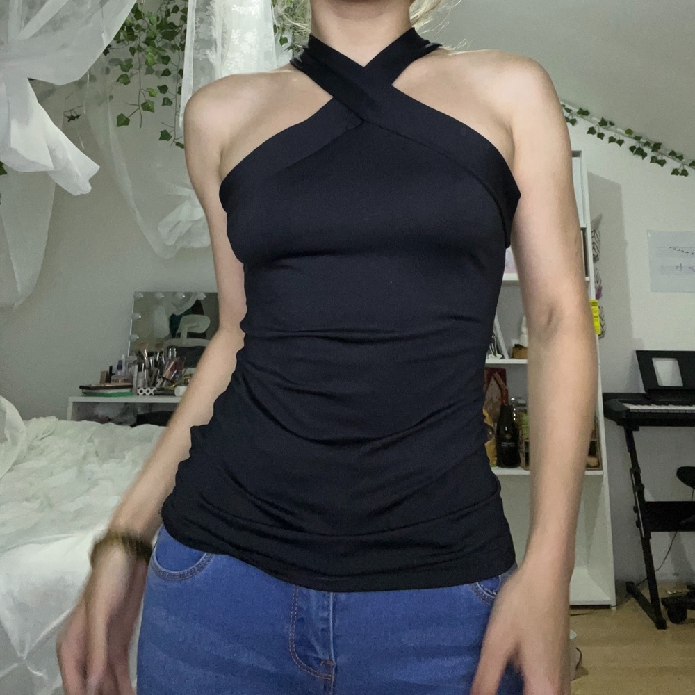 Stretchy halter cross top